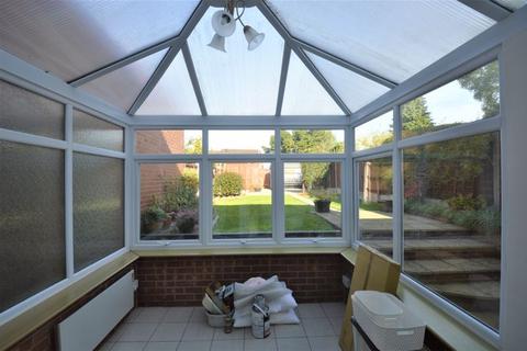 3 bedroom semi-detached house to rent, 67 Yarningale Road, Kings Heath, B14 6LT