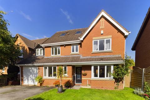 6 bedroom detached house for sale - Collings Avenue, Worcester, Worcestershire, WR4