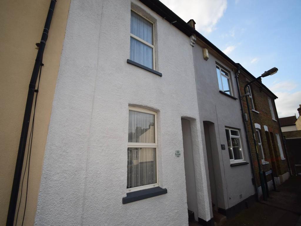Chamberlain Road, Chatham 3 bed terraced house £950 pcm (£219 pw)