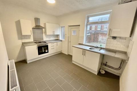 2 bedroom terraced house to rent, Henrietta Street, Leigh *AVAILABLE NOW*