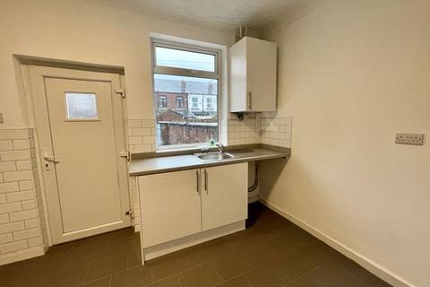 2 bedroom terraced house to rent, Henrietta Street, Leigh *AVAILABLE FROM JUNE*