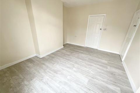 28 Studfield Crescent, Sheffield, S6 4SR