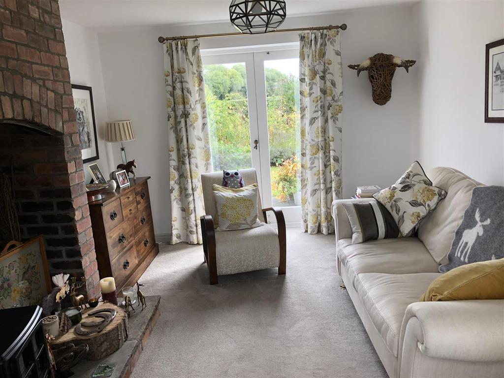 Maltkiln Lane, Bispham, Ormskirk 2 bed semidetached house £330,000