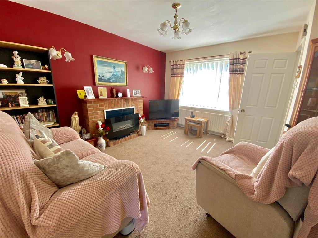 Hardwick Court, Felling, Gateshead 3 bed semidetached house £145,000