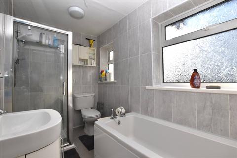 3 bedroom terraced house for sale, Whitestone Crescent, Yeadon, Leeds, West Yorkshire