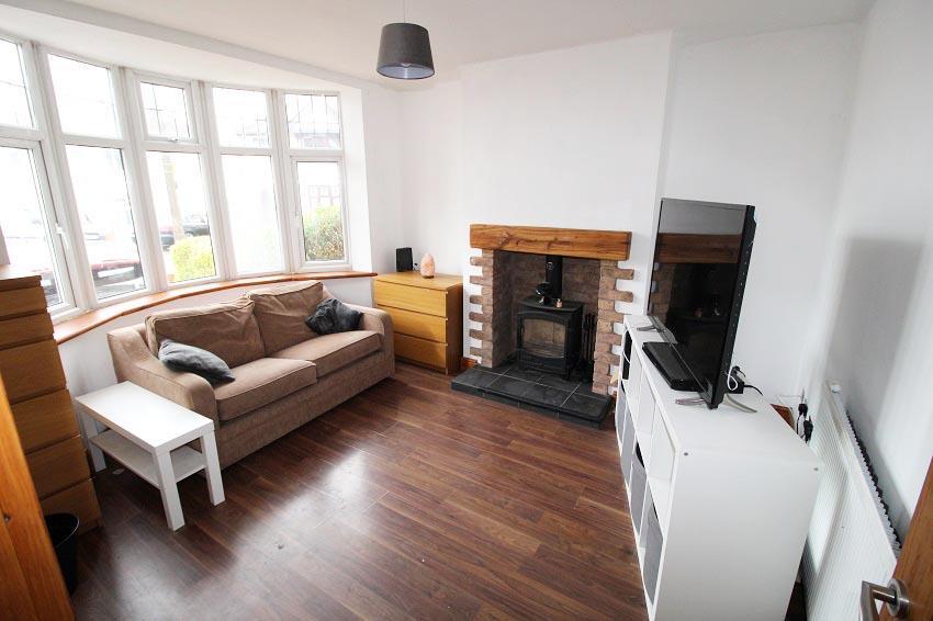 Dennis Hall Road, Stourbridge 3 bed semidetached house for sale £265,000