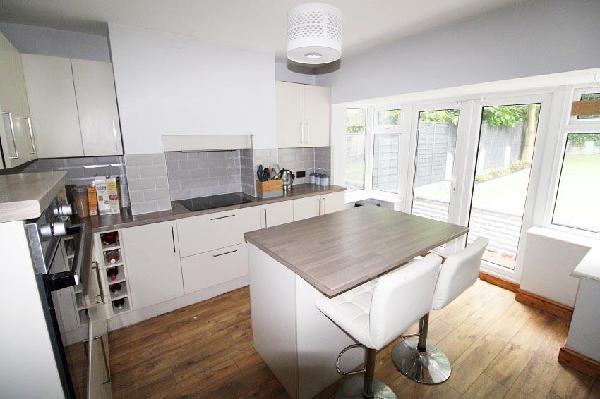 Dennis Hall Road, Stourbridge 3 bed semidetached house for sale £265,000