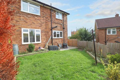 4 Farrow Hill, Leeds, LS12 3TE