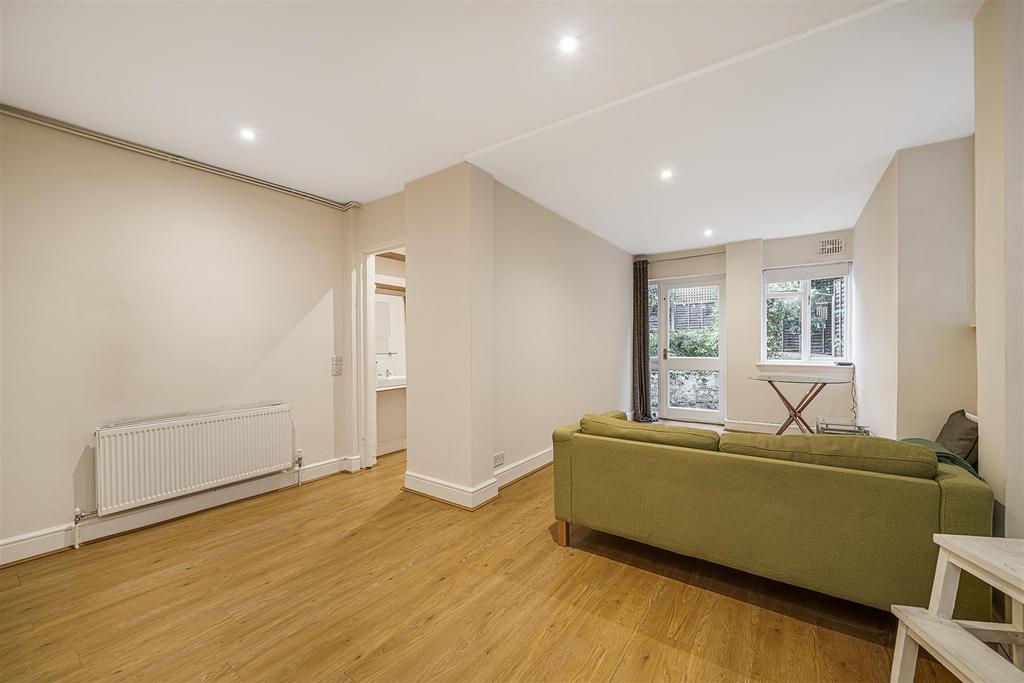 2, 118 Palace Road-3.JPG