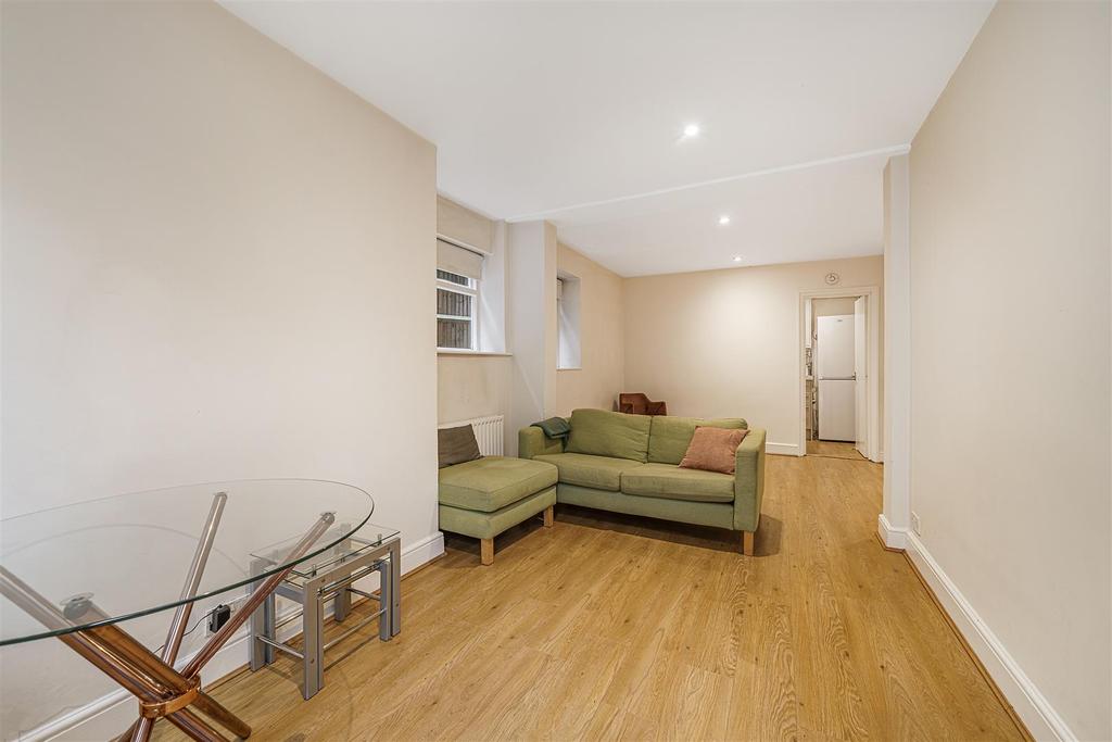 2, 118 Palace Road-5.JPG
