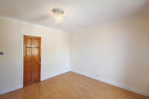 1 Belgrave Road, Barnsley, S71 1EH