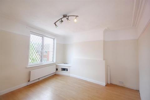 1 Belgrave Road, Barnsley, S71 1EH