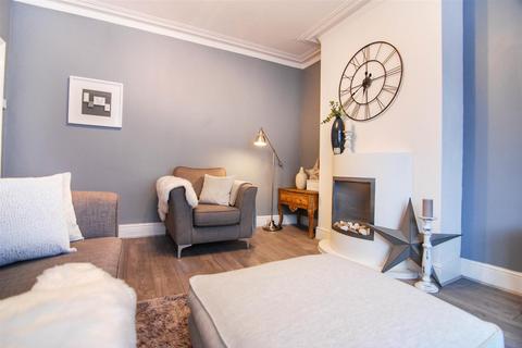 38 Barnsley Road, Wombwell, Barnsley, S73 8DD