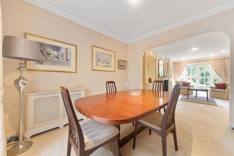 10 Rushmere Place, London, SW19 5RP