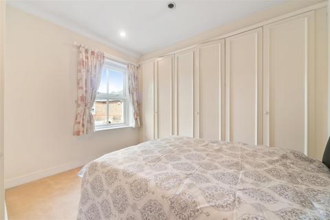 10 Rushmere Place, London, SW19 5RP