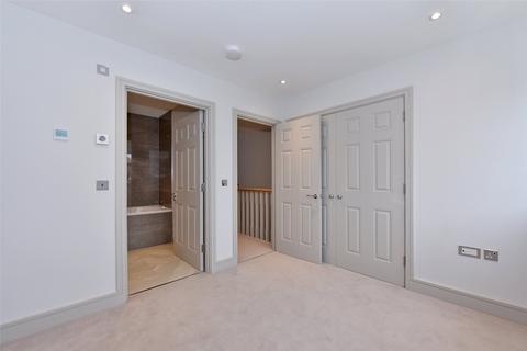 2 bedroom terraced house to rent, Moat Farm Close, Winkfield, Windsor, Berkshire, SL4