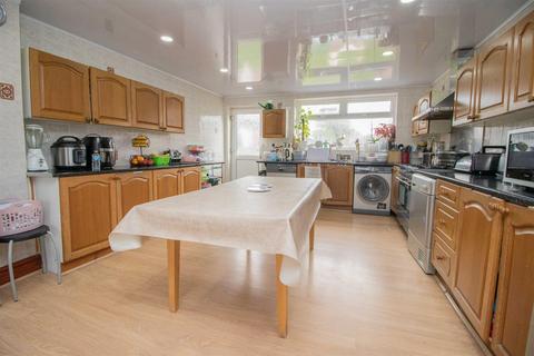 2 Bryan Road, Manchester, M21 0RH
