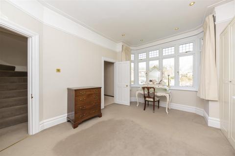 89 Cottenham Park Road, London, SW20 0DS
