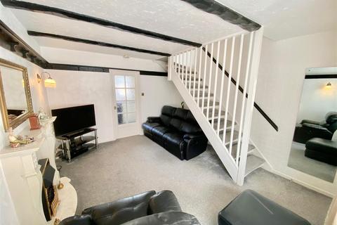 2 bedroom semi-detached house for sale - Celandine Way, Gateshead