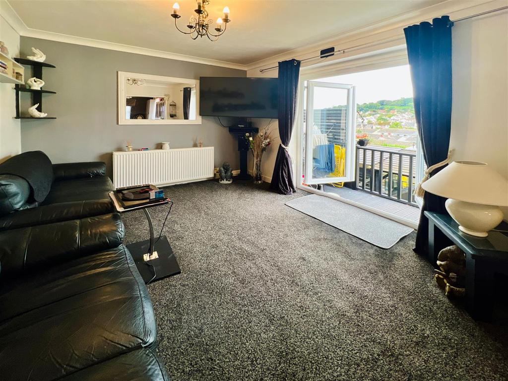 Elm Road, Brixham 2 bed semidetached bungalow for sale £295,000