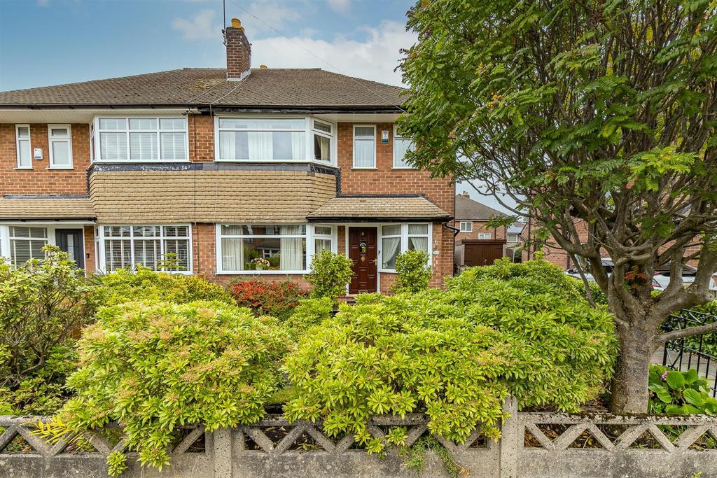 Monmouth Avenue, Sale 3 bed semidetached house for sale £400,000
