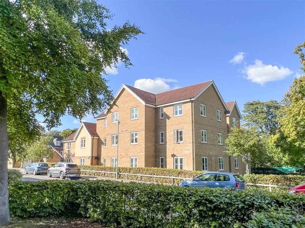 Anvil Way, Kentford 1 bed flat £76,000