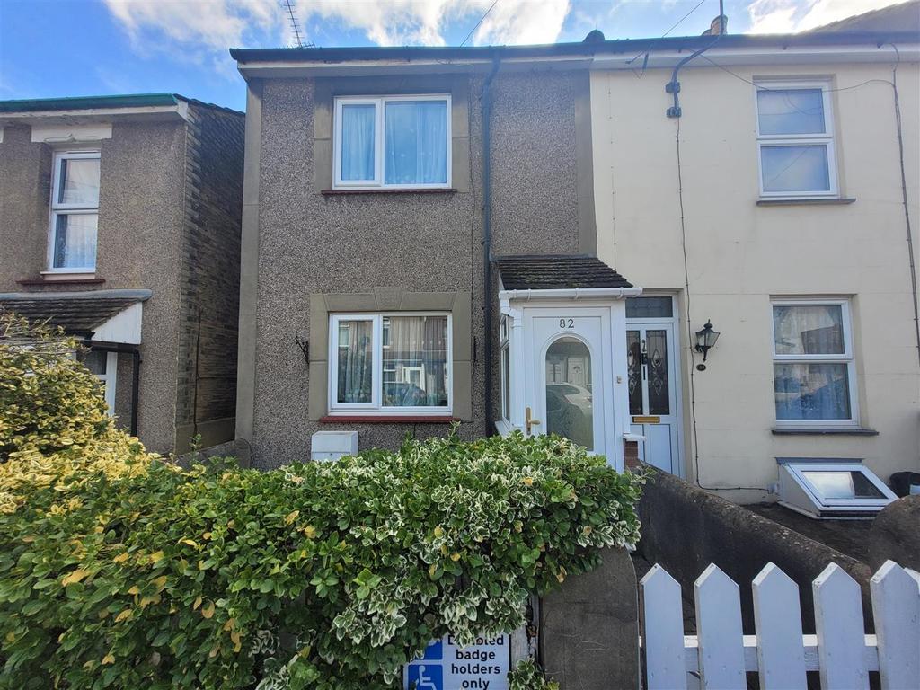 Beresford Road, Gillingham 2 bed semidetached house £230,000