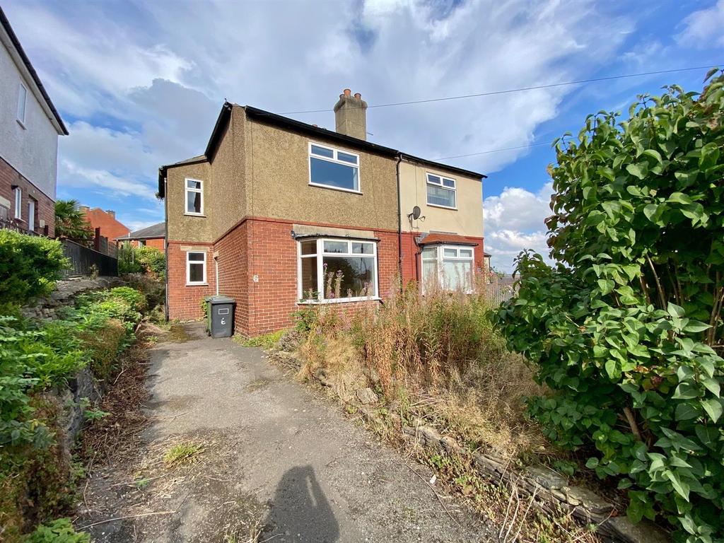 Birklands Road, Huddersfield 2 bed semidetached house for sale £130,000