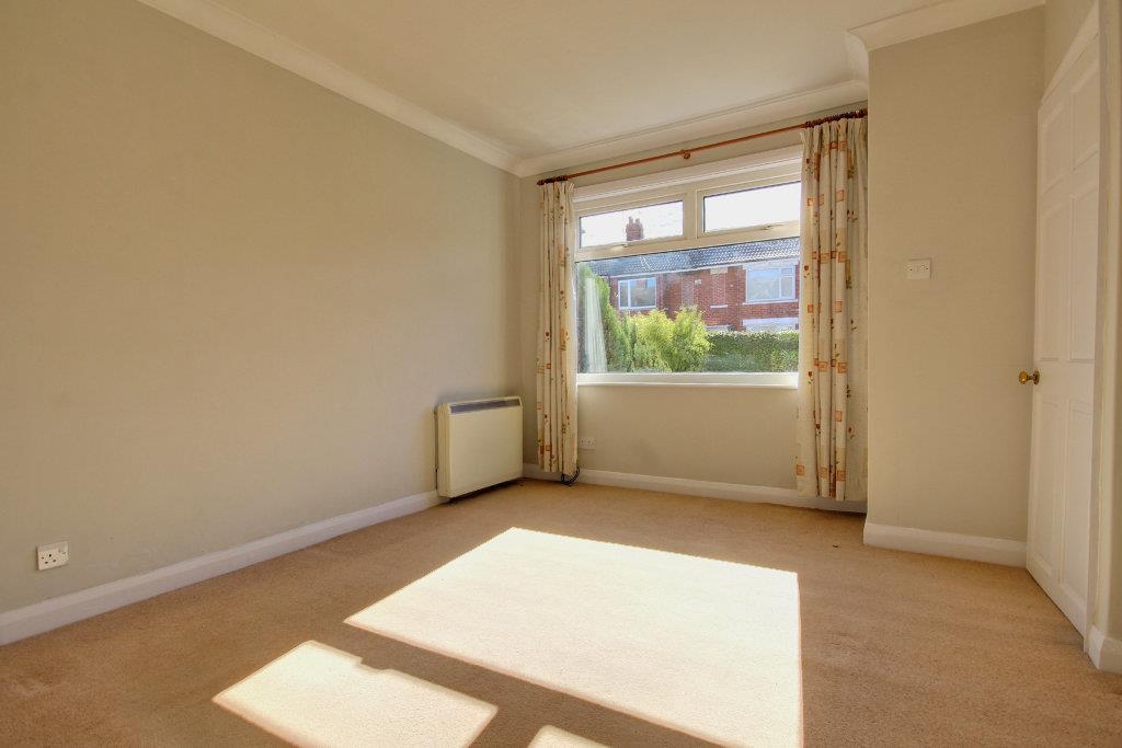 Worcester Road, Hull 2 bed end of terrace house £110,000