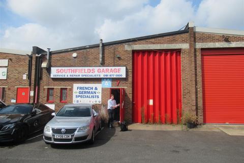 Industrial unit to rent - Glenville Mews Industrial Estate, Kimber Road, Southfields