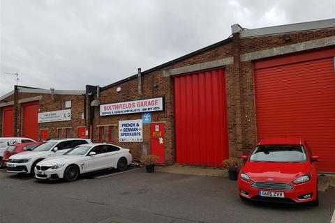 Industrial unit to rent - Glenville Mews Industrial Estate, Kimber Road, Southfields
