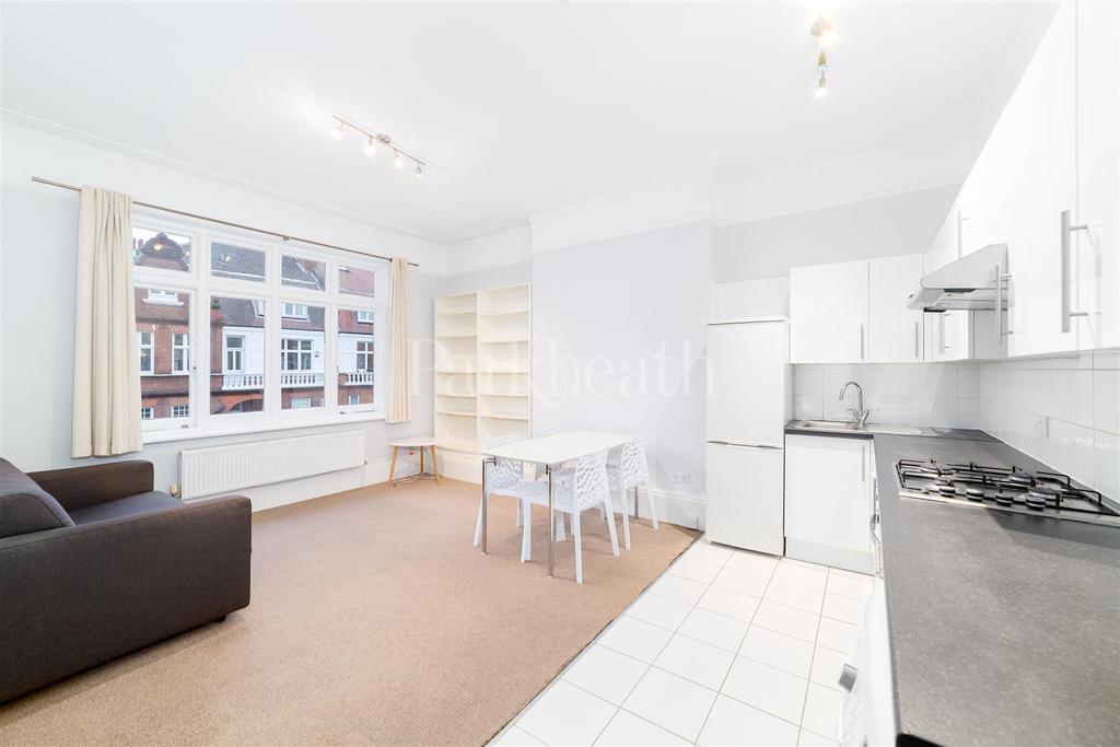 Lymington Road, West Hampstead NW6 1 bed flat £1,750 pcm (£404 pw)