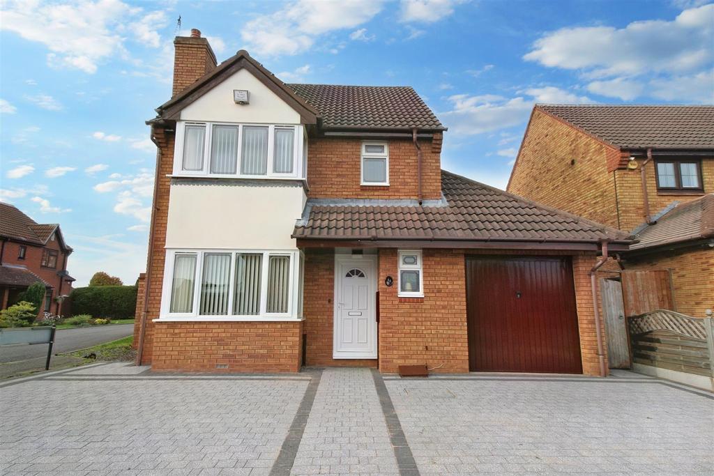 Melbourne Close, Nuneaton 3 bed detached house £310,000