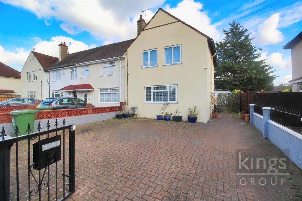 Central Avenue, Waltham Cross 3 bed end of terrace house for sale £