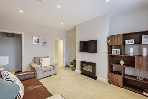 18 Spring Hill, Tadcaster, LS24 8AD