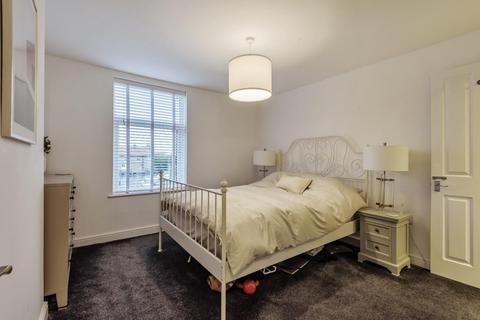 18 Spring Hill, Tadcaster, LS24 8AD