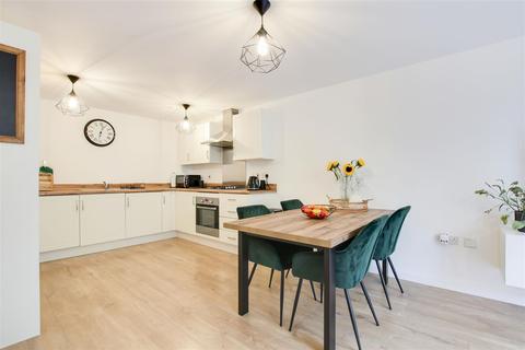 28, Hillside Court Constables Way, Hertford, SG13 7TY