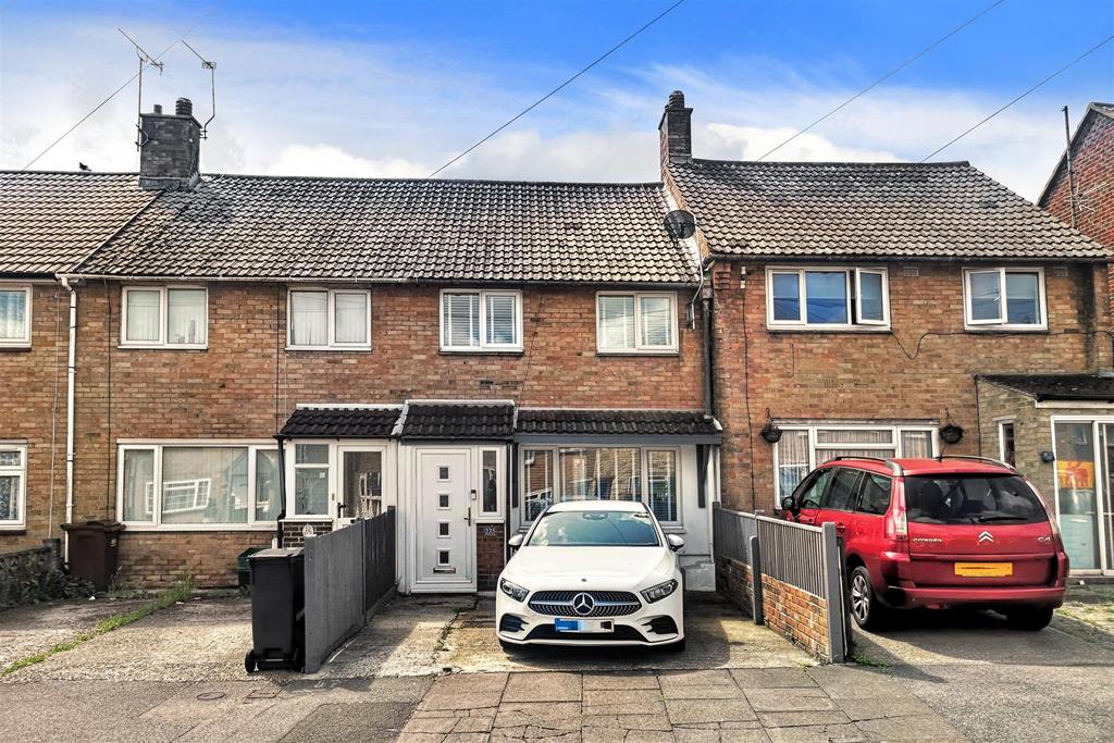 Brodrick Road, Eastbourne 2 bed terraced house £280,000
