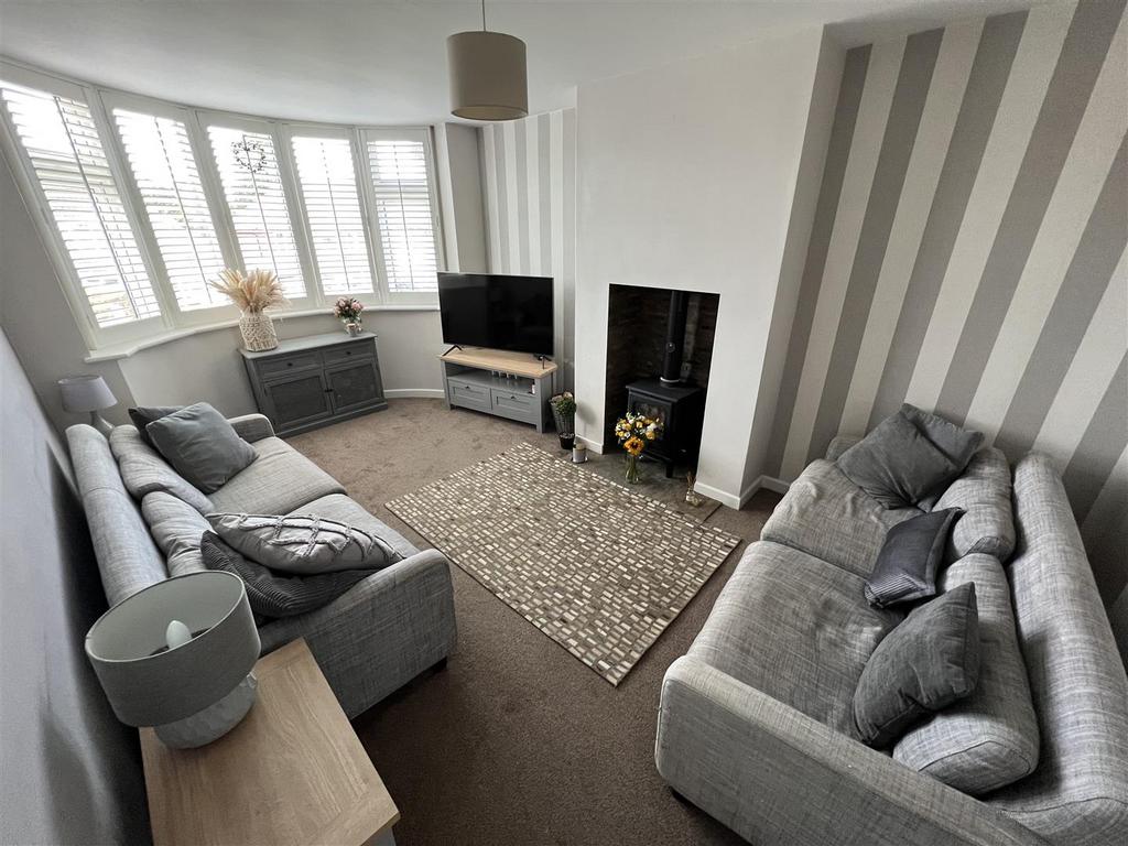 Eden Road, Solihull 3 bed semidetached house for sale £325,000