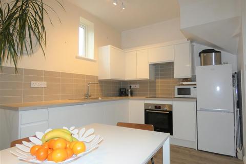 2 bedroom terraced house to rent - Thanet Road, Margate