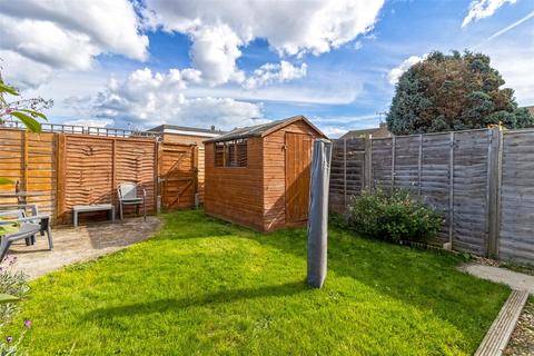 16 Lychpole Walk, Goring By Sea, Worthing, BN12 6NN