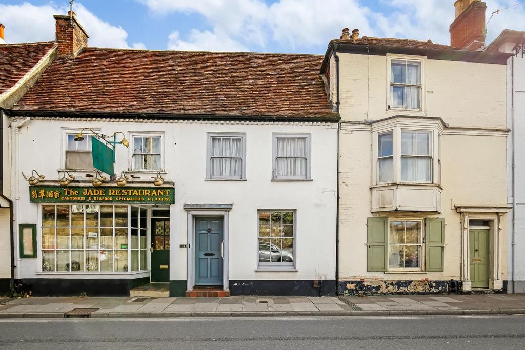 Exeter Street, Salisbury 2 bed terraced house £325,000