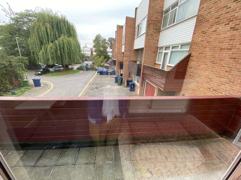 Horwood Close, Headington, Oxford 1 bed house £700 pcm (£162 pw)