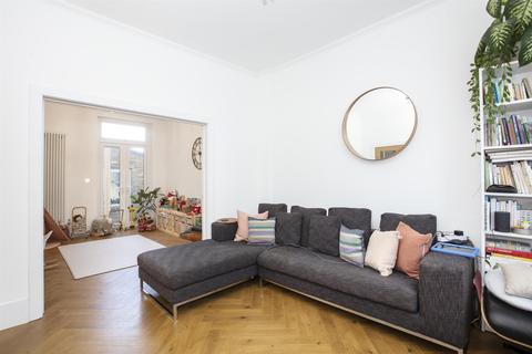 16 County Grove, London, SE5 9LE