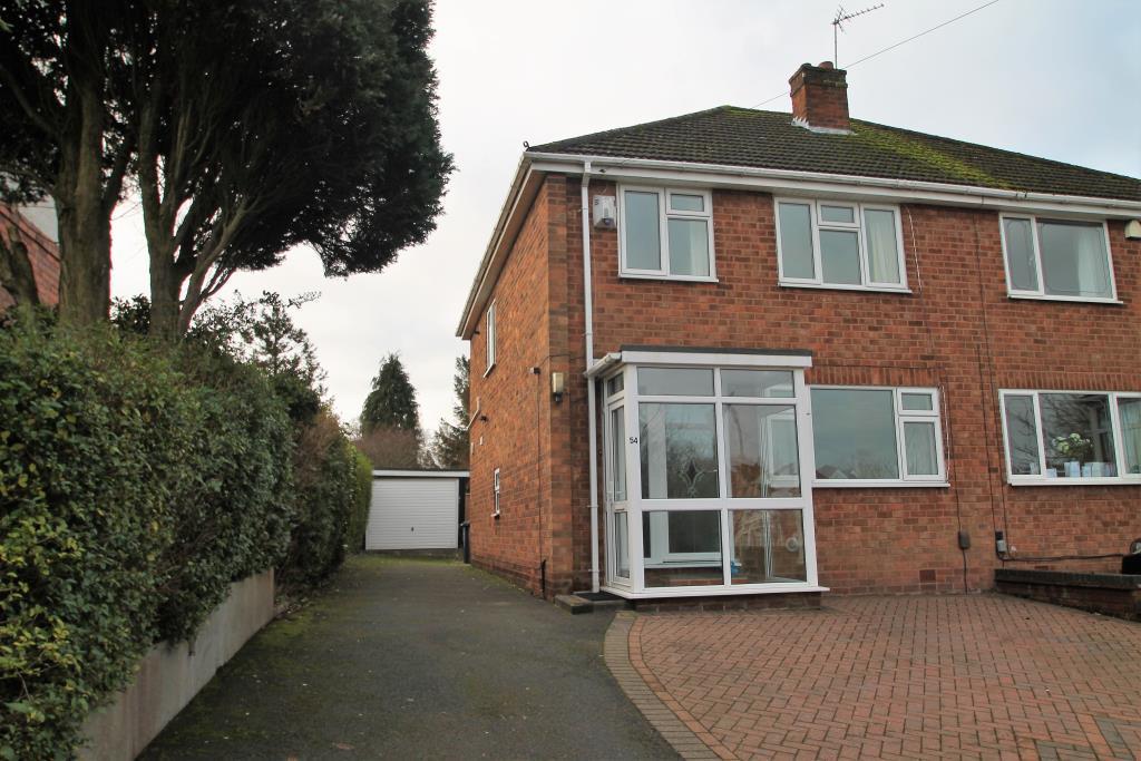 Adams Hill, Bartley Green 3 bed semidetached house £895 pcm (£207 pw)