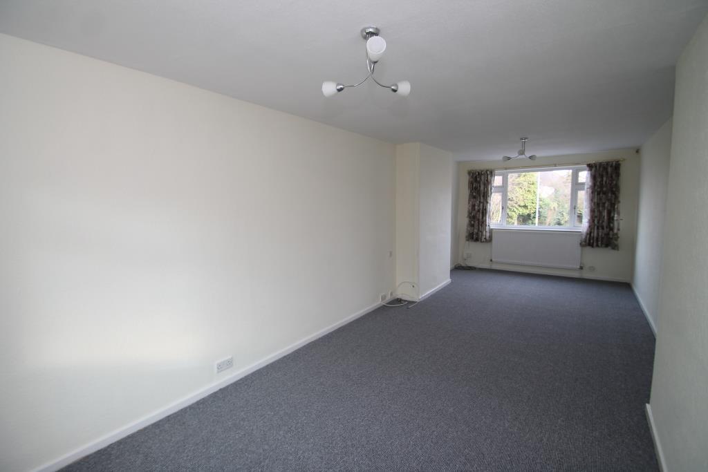 Adams Hill, Bartley Green 3 bed semidetached house £895 pcm (£207 pw)