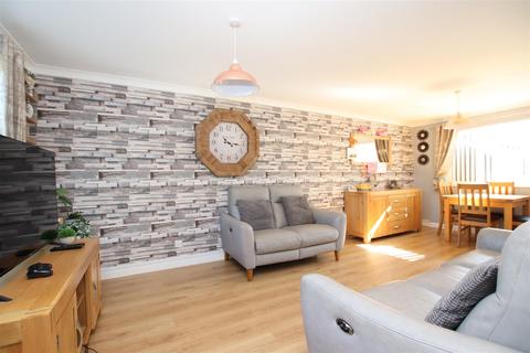84 Vaughan Road, Exeter, EX1 3LB