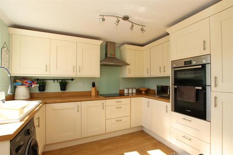84 Vaughan Road, Exeter, EX1 3LB