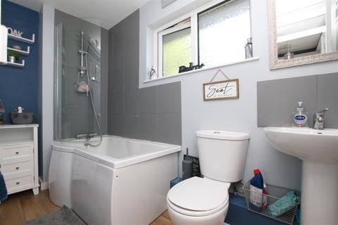 84 Vaughan Road, Exeter, EX1 3LB