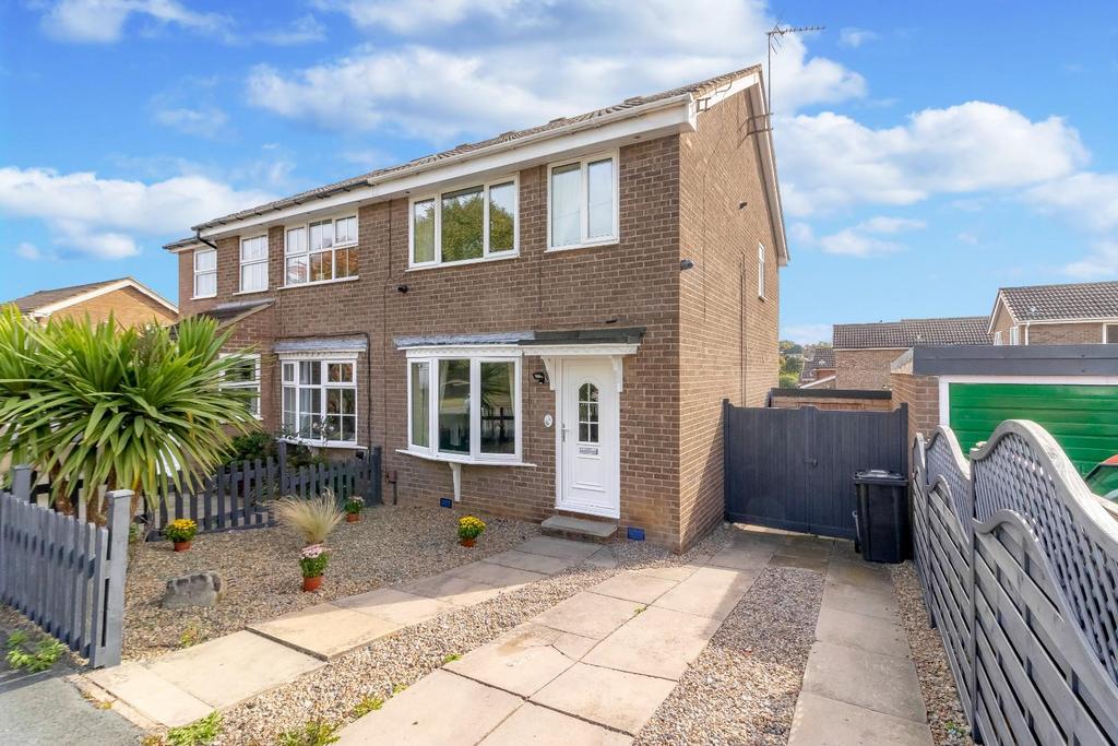 Fewston Crescent, Harrogate 3 bed semidetached house for sale £265,000